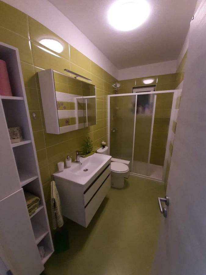 Apartment Mia Rab Town Eksteriør billede